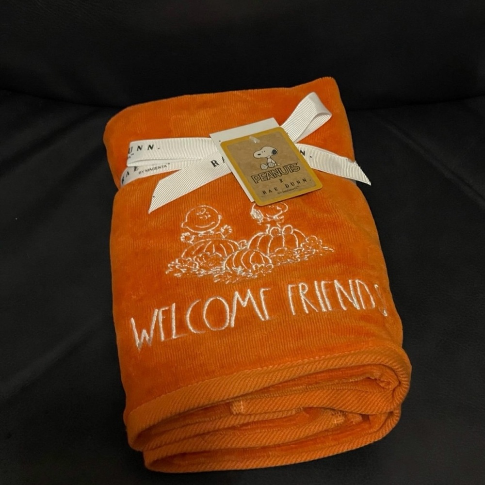 Rae Dunn Peanuts Snoopy Hand Towels Fall "Welcome Friends”